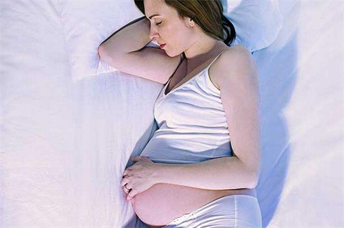 武汉助孕龙凤胎生殖中心：怀孕期间能不能判断胎儿的心率是男是女？胎儿心率的正常范围一目了然